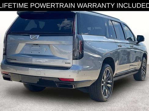 Used 2024 Cadillac Escalade ESV Sport Platinum AWD/4WD image 2
