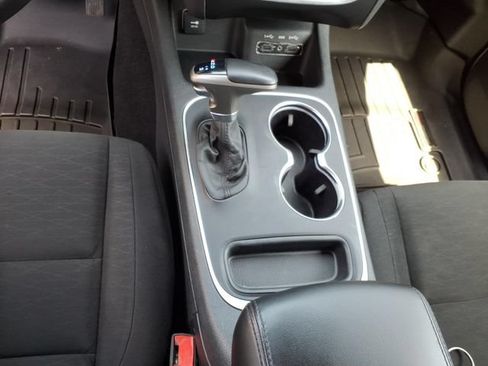 Used 2019 Dodge Durango SXT RWD image 16
