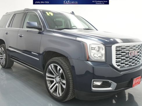 Used 2019 GMC Yukon Denali w/ Denali Ultimate Package AWD/4WD image 1