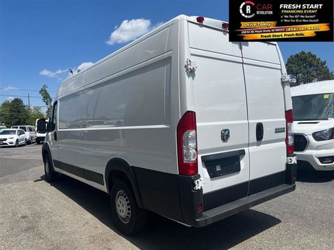 Used 2025 RAM ProMaster 3500 w/ Convenience Group FWD image 4