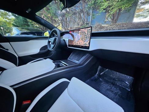 Used 2024 Tesla Model S Plaid image 56