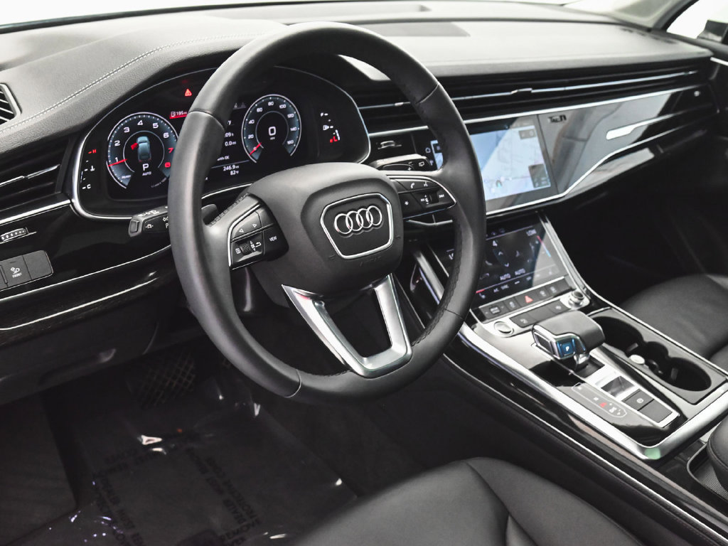 Used 2023 Audi Q7 2.0T Premium Plus w/ Premium Plus Package AWD/4WD image 16