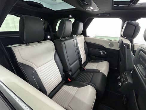 Used 2023 Land Rover Discovery HSE R-Dynamic image 42