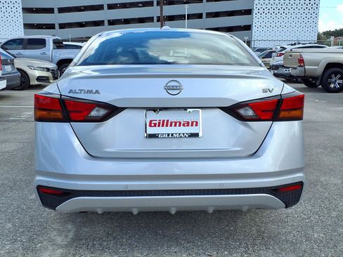 Used 2024 Nissan Altima 2.5 SV FWD image 23