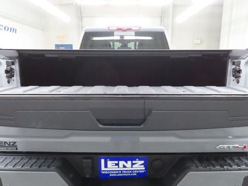 Used 2024 GMC Sierra 2500 AT4 w/ AT4 Premium Plus Package image 46