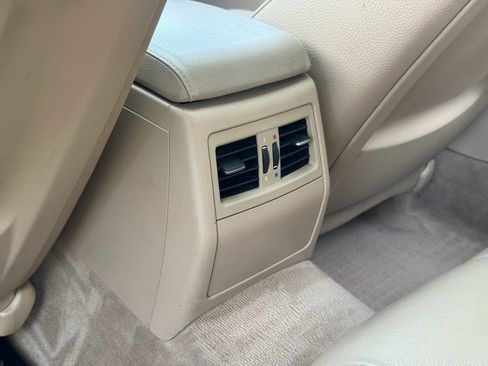 Used 2011 BMW 328i Sedan RWD image 33