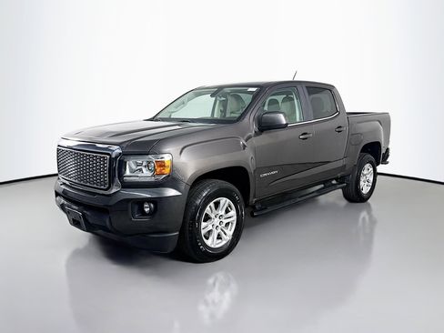 Used 2020 GMC Canyon SLE w/ SLE Convenience Package image 4