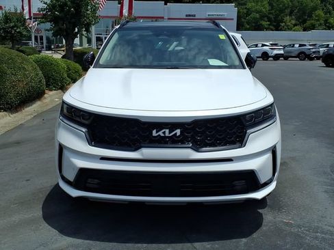 Used 2023 Kia Sorento SX AWD/4WD image 2