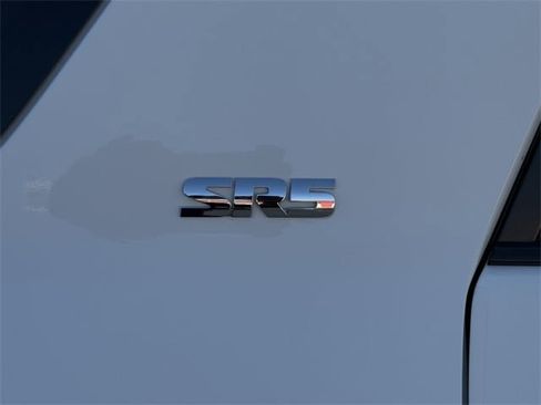 Used 2022 Toyota 4Runner SR5 image 8