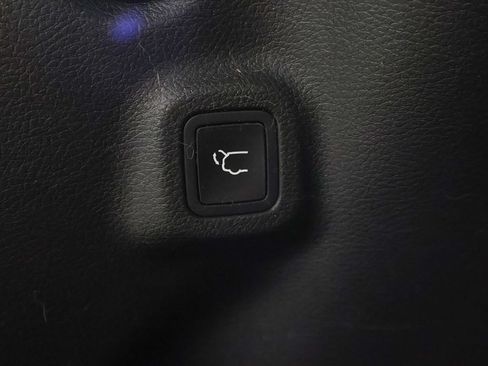 Used 2019 Jeep Compass Trailhawk w/ Cold Weather Group AWD/4WD image 20
