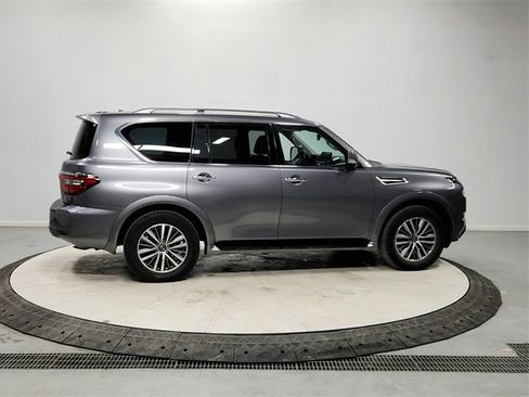 Used 2023 Nissan Armada SL image 8