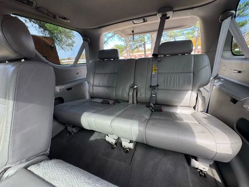 Used 2004 Toyota Sequoia Limited image 27