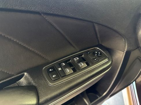 Used 2021 Dodge Charger R/T w/ Performance Handling Group RWD image 17
