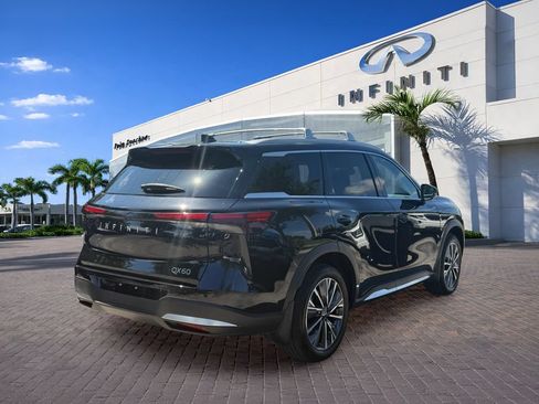 Used 2026 INFINITI QX60 Luxe w/ Cargo Package FWD image 7