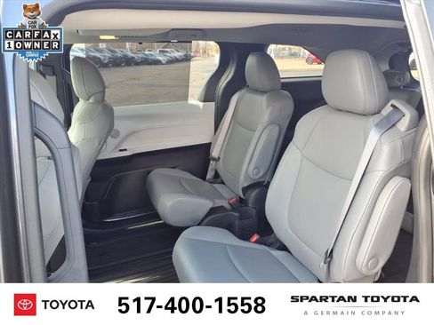 Used 2025 Toyota Sienna XLE w/ XLE Plus Package image 11