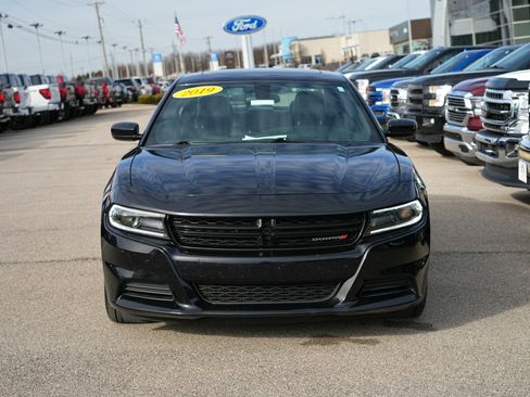 Used 2019 Dodge Charger SXT w/ Leather Interior Group image 9