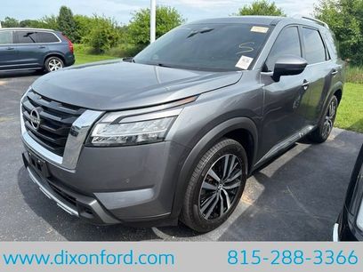 Used 2023 Nissan Pathfinder Platinum