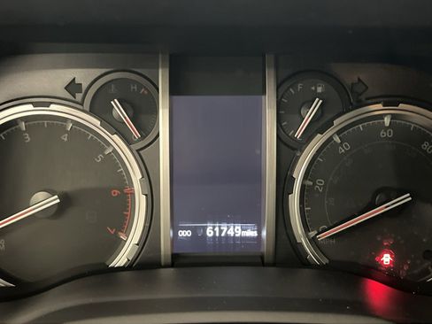 Used 2024 Toyota 4Runner TRD Off-Road image 14