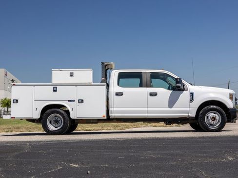Used 2019 Ford F350 XL w/ Power Equipment Group RWD image 8