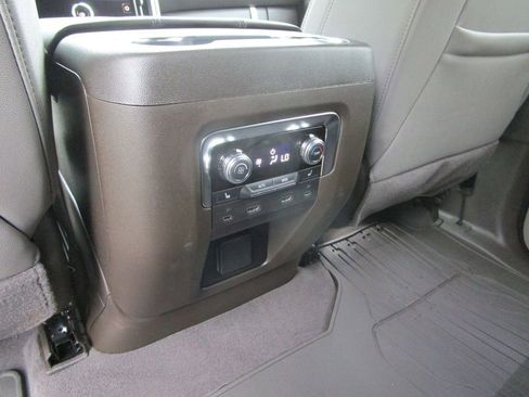 New 2026 GMC Yukon XL Elevation w/ Elevation Premium Package RWD image 21