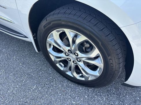 Used 2020 Buick Enclave Avenir w/ Avenir Technology Package image 12