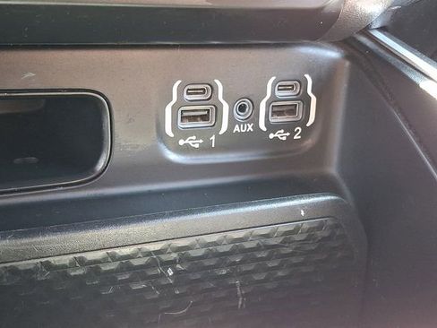 Used 2021 RAM 1500 Big Horn AWD/4WD image 26