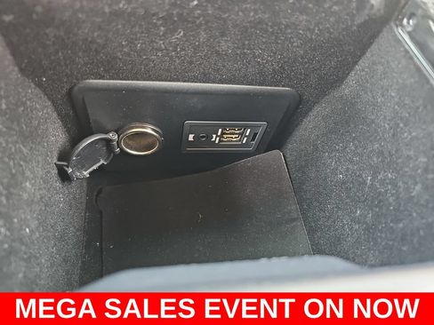 Used 2016 Lexus LS 460 w/ Comfort Package RWD image 25