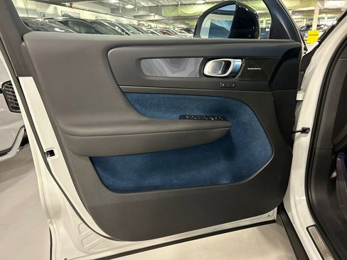 Certified 2023 Volvo XC40 Recharge Ultimate w/ Protection Package Premier AWD/4WD image 9