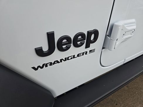 New 2026 Jeep Wrangler Unlimited Sport AWD/4WD image 19