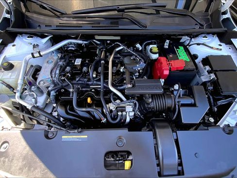 Used 2021 Nissan Sentra SV FWD image 32