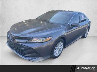 Used 2019 Toyota Camry LE video 1