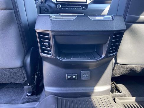 Used 2025 Toyota Tundra SR5 w/ SR5 Premium Package AWD/4WD image 19
