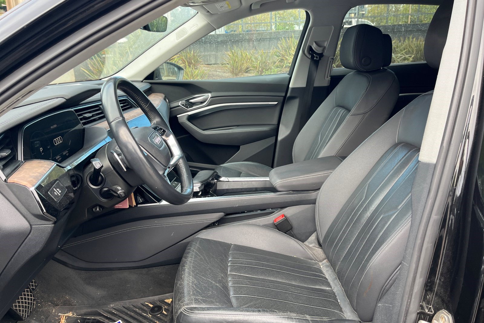 Used 2019 Audi e-tron Premium Plus AWD/4WD image 3