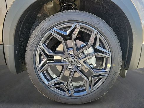 New 2026 Nissan Kicks SR w/ SR Premium Package AWD/4WD image 9