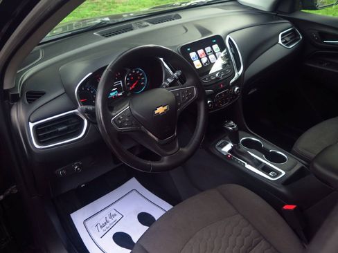 Used 2018 Chevrolet Equinox LT w/ Sun & Infotainment Package AWD/4WD image 8