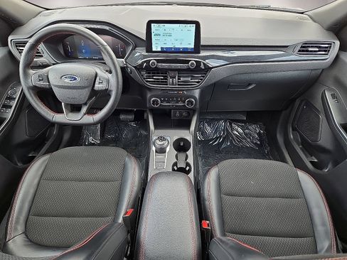 Used 2025 Ford Escape ST-Line FWD image 16