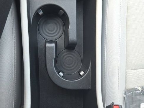 Used 2025 Hyundai Kona SEL AWD/4WD image 29