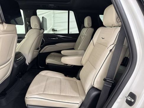 Used 2021 Cadillac Escalade Sport w/ LPO, ONYX Package AWD/4WD image 26
