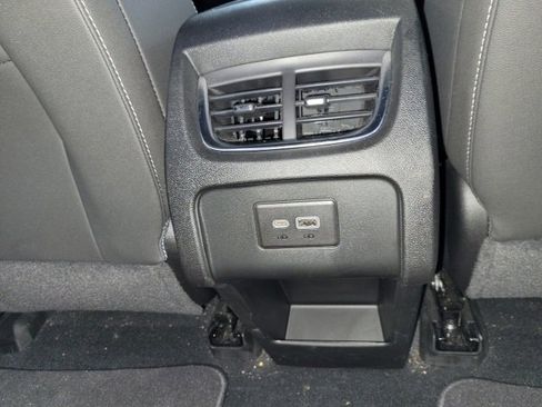 Used 2023 Chevrolet Blazer LT image 32