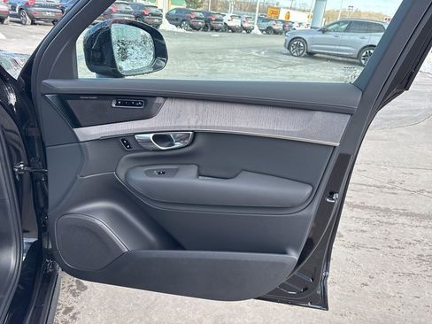 New 2026 Volvo XC90 T8 Ultra w/ Protection Package Premier AWD/4WD image 36