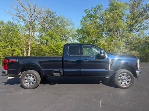 Used 2024 Ford F350 Lariat w/ Chrome Package image 2