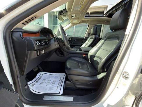 Used 2024 Lincoln Aviator Reserve w/ Equipment Group 201A image 25