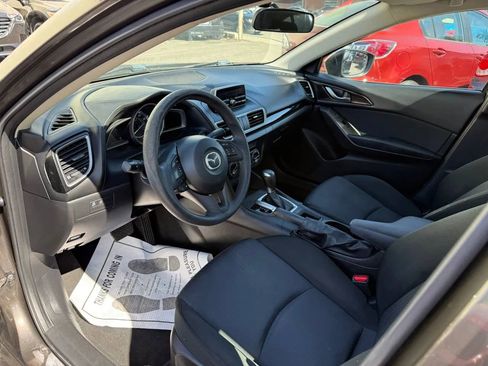 Used 2014 MAZDA MAZDA3 i Sport image 19