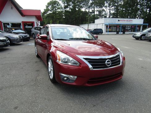 Used 2013 Nissan Altima 2.5 SV w/ 2.5SV Convenience Pkg FWD image 10