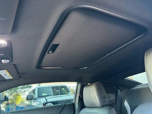 Used 2019 Chevrolet Camaro SS RWD image 23