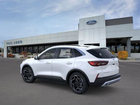 New 2026 Ford Escape Platinum w/ Premium Technology Package image 4