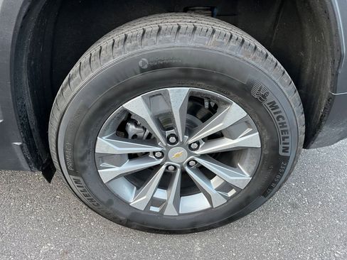 Used 2025 Chevrolet Equinox LT image 29