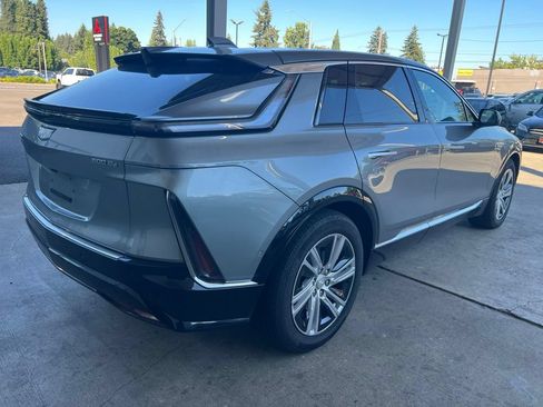 Used 2024 Cadillac Lyriq Tech w/ Driver Assist Package AWD/4WD image 4
