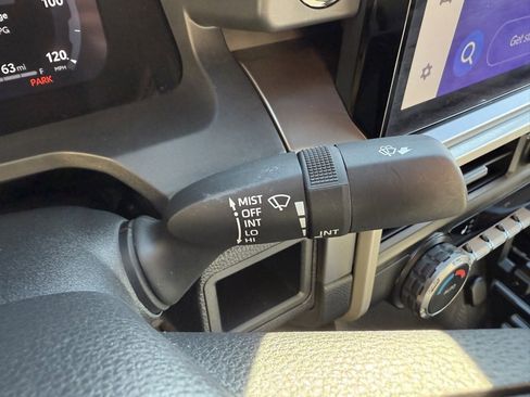 Certified 2024 Toyota Tacoma TRD Off-Road image 30