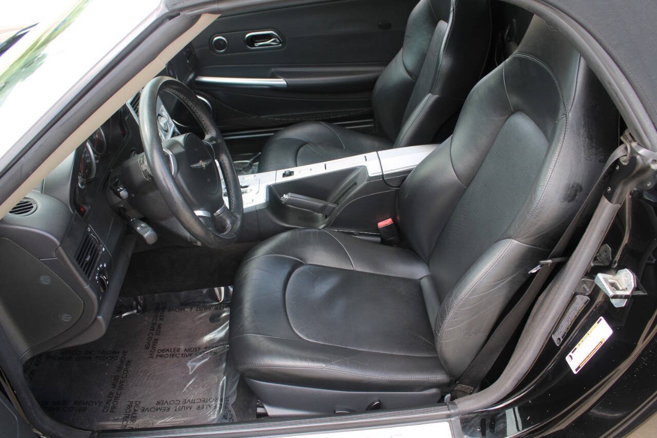 Used 2006 Chrysler Crossfire Limited RWD image 12